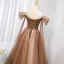 Schöne Kaffee Perlenstickerei Strass Pailletten Ballkleider 2022 A Linie Off Shoulder Kurze Ärmel Rückenfreies Lange Ball Festliche Kleider