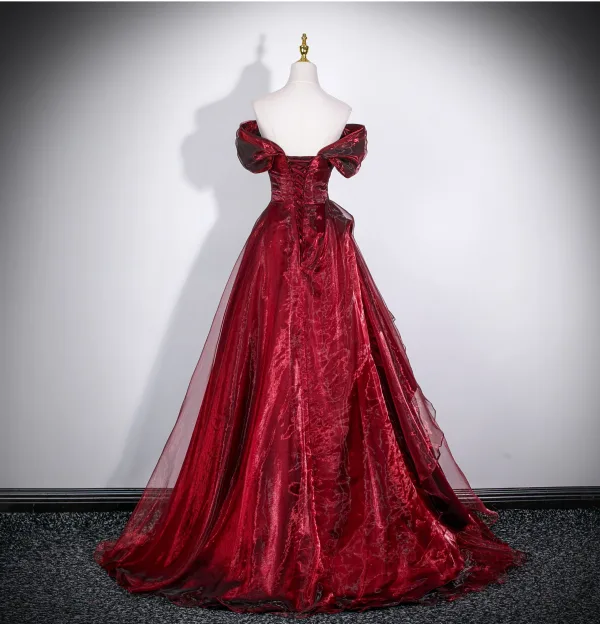 Chic / Beautiful Burgundy Prom Dresses 2026 A-Line / Princess Off-The-Shoulder Puffy Short Sleeve Backless Floor-Length / Long Formal Dresses