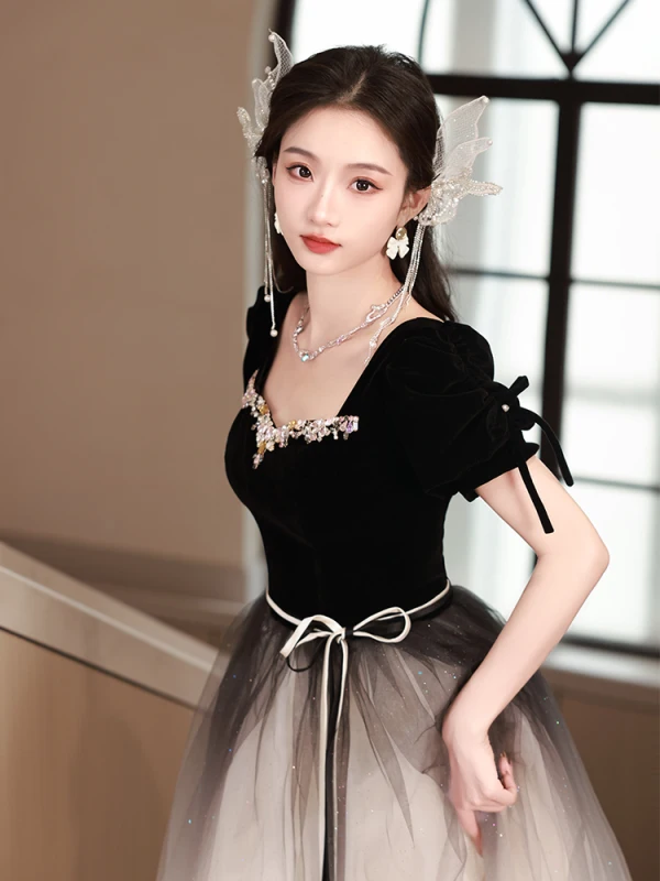 Fashion Black Rhinestone Prom Dresses 2024 A-Line / Princess Square Neckline Short Sleeve Backless Bow Sash Floor-Length / Long Prom Formal Dresses