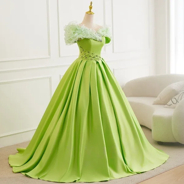 Élégant Vert Perlage Robe De Bal 2025 Robe Boule De l'épaule Manches Courtes Train De Balayage Robe De Ceremonie