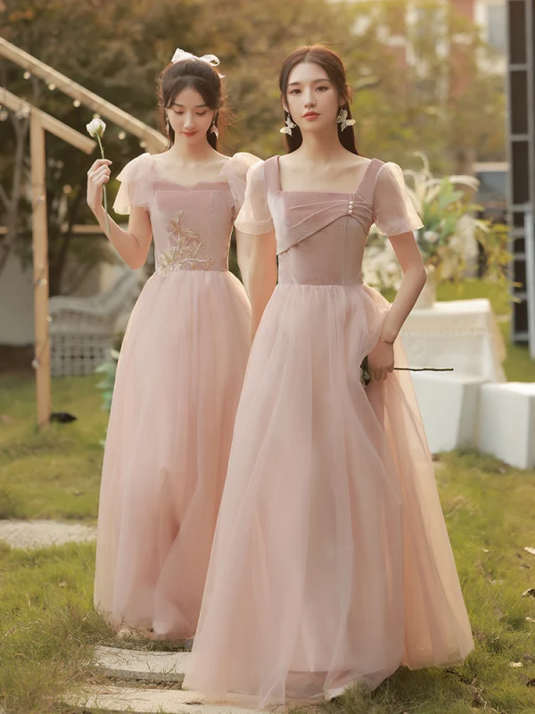 Chic / Belle Rose Sombre Perle Velour Robe Demoiselle D'honneur 2022 Princesse Encolure Carrée Manches Courtes Dos Nu Longue Demoiselle D'honneur Robe De Ceremonie