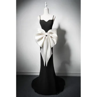 Sexy Noire Satin Noeud Robe De Soirée 2024 Trompette Sirène Bretelles Spaghetti Sans Manches Dos Nu Train De Balayage Soirée Robe De Ceremonie
