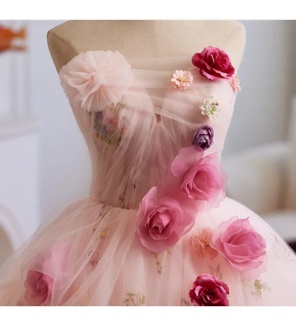 Flower Fairy Blushing Pink Appliques Prom Dresses 2025 Ball Gown Strapless Sleeveless Backless Sweep Train Formal Dresses