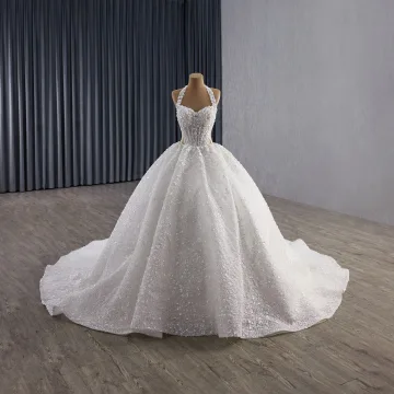 Glittrande Lyx Vita Handgjort Beading Pärla Paljetter Bröllopsklänningar 2025 Balklänning Hållare Ärmlös Halterneck Chapel Train
