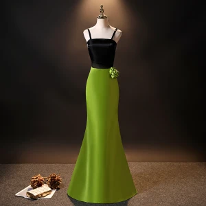 Mode Vert Robe De Soirée 2024 Trompette Sirène Bretelles Spaghetti Sans Manches Dos Nu Longue Soirée Robe De Ceremonie