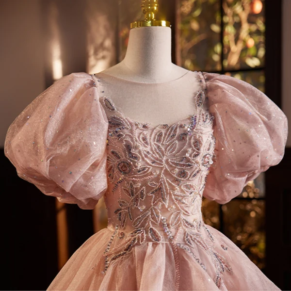 Elegante Rosa Perlenstickerei Strass Pailletten Ballkleider 2023 Ballkleid Eckiger Ausschnitt Geschwollenes Kurze Ärmel Rückenfreies Sweep / Pinsel Zug Ball Festliche Kleider
