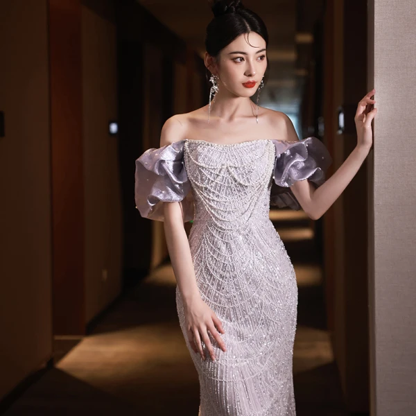 Sexy Lavendel Perlenstickerei Perle Abendkleider 2024 Meerjungfrau Off Shoulder Kurze Ärmel Rückenfreies Schleife Sweep / Pinsel Zug Abend Festliche Kleider