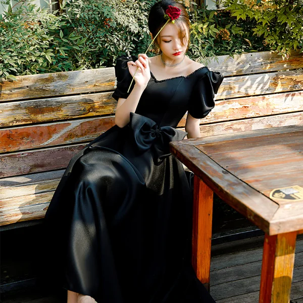 Élégant Noire Robe De Bal 2022 Princesse Encolure Carrée Noeud Gonflée Manches Courtes Dos Nu Longue Promo Robe De Ceremonie
