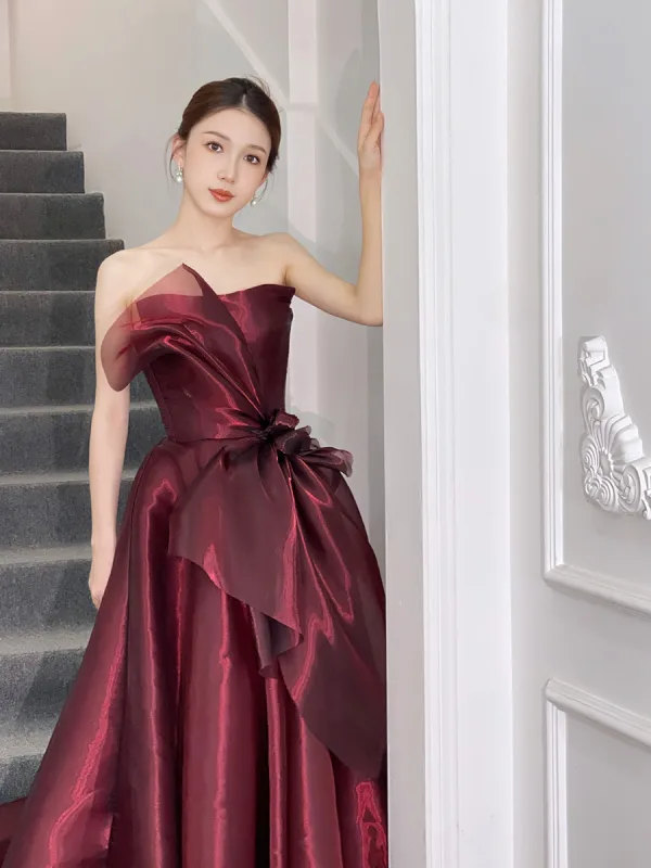 Fashion Burgundy Bow Prom Dresses 2025 A-Line / Princess Strapless Sleeveless Backless Floor-Length / Long Prom Formal Dresses