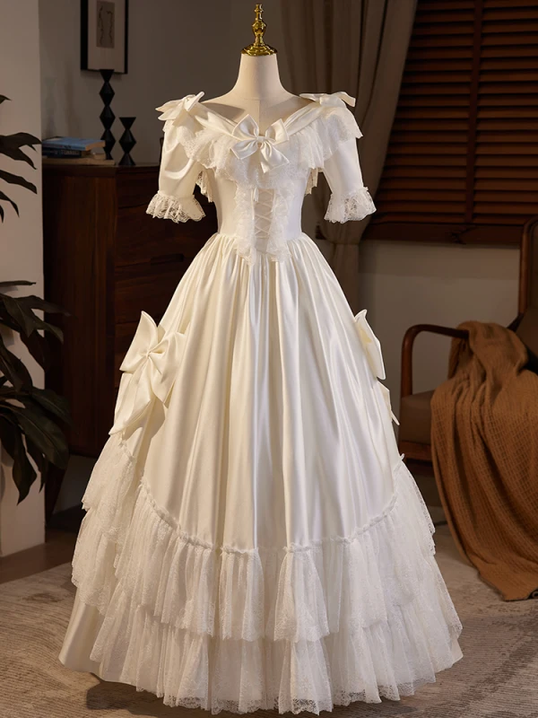 Vintage / Originale Médiévale Ivoire Satin Noeud En Dentelle Robe De Mariée 2024 Princesse V-Cou Manches Courtes Dos Nu Longue Mariage