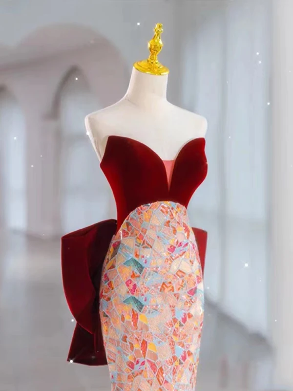 Sexy Bordeaux Multi-Couleurs Paillettes Robe De Soirée 2023 Trompette / Sirène Bustier Sans Manches Dos Nu Noeud Train De Balayage Soirée Robe De Ceremonie