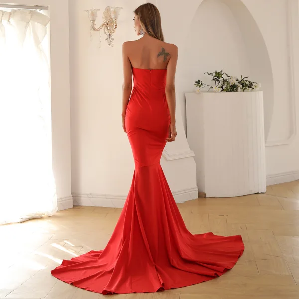 Sexy Noire Fendue devant Robe De Soirée 2022 Robe Boule Bustier Sans Manches Dos Nu Soirée Tribunal Train Robe De Ceremonie