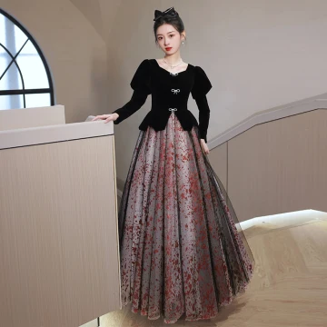 Fine Svart Ballkjoler 2023 Prinsesse Firkantet Hals Rhinestone Sløyfe Langermede Ryggløse Lange Ball Formelle Kjoler
