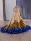 Luxus / Herrlich High End Gold Handgefertigt Perlenstickerei Perle Pailletten Multifarben Feder Ballkleider 2025 Ballkleid Rundhalsausschnitt Lange Ärmel Kapelle-Schleppe Ball