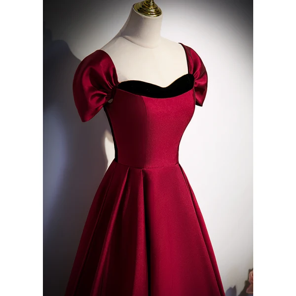 Elegant Burgundy Satin Prom Dresses A-Line / Princess 2023 Strapless Short Sleeve Backless Floor-Length / Long Prom Formal Dresses