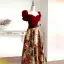 Elegante Vintage Burgunderrot Stickerei Wildleder Ballkleider 2022 A Linie Eckiger Ausschnitt Kurze Ärmel Rückenfreies Stoffgürtel Lange Ball Festliche Kleider