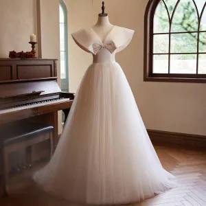 Chic Beautiful Champagne Prom Dresses 2024 A Line Princess V Neck Bow Sleeveless Backless Floor Length Long Prom Formal Dresses