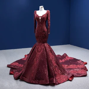 Luxe Haut De Gamme Bordeaux Robe De Soirée 2022 Trompette Sirène Encolure Dégagée Perlage Perle Faux Diamant Paillettes Manches Longues Royal Train Soirée Robe De Ceremonie