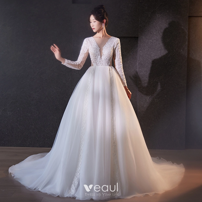 Long Simple V-Neck Empire White Wedding Dress  Off white wedding dresses,  Long white wedding dress, Empire waist wedding dress