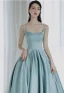 Élégant Bleu Ciel Robe De Bal 2024 Princesse Bretelles Spaghetti Perle Sans Manches Dos Nu Train De Balayage Promo Robe De Ceremonie