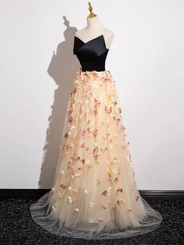 Chic / Beautiful Black Appliques Prom Dresses A-Line / Princess Strapless Sleeveless Backless Floor-Length / Long Tulle Prom Formal Dresses