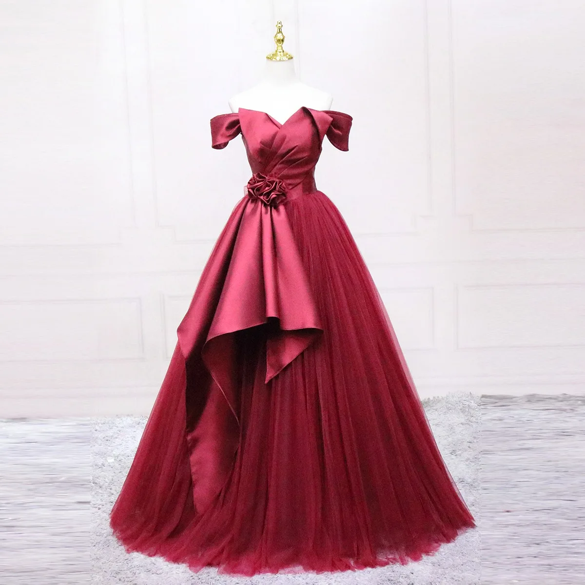 navy blue dress for baby girl Elegant Burgundy Prom Dresses 2025 Ball Gown Off-The-Shoulder Short Sleeve Backless Long