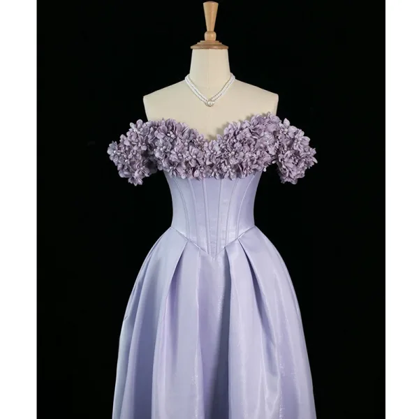Chic / Beautiful Lavender Pearl Appliques Satin Prom Dresses 2024 A-Line / Princess Off-The-Shoulder Sleeveless Backless Floor-Length / Long Prom Formal Dresses