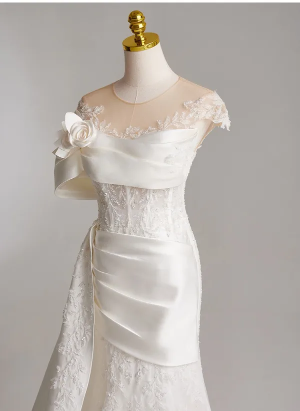 Elegant White Beading Lace Flower Appliques Wedding Dresses 2025 Trumpet / Mermaid Scoop Neck Cap Sleeves Backless Sweep Train