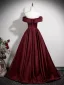 Schlicht Vintage Burgunderrot Satin Ballkleider 2025 Ballkleid Off Shoulder Kurze Ärmel Rückenfreies Lange Festliche Kleider