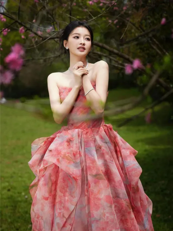 Flower Fairy Candy Pink Floral Appliques Prom Dresses 2025 Ball Gown Strapless Sleeveless Backless Sweep Train Formal Dresses