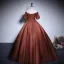 Vintage / Retro Brown Satin Prom Dresses 2023 Ball Gown Off-The-Shoulder Lace Flower Short Sleeve Sequins Backless Floor-Length / Long Prom Formal Dresses