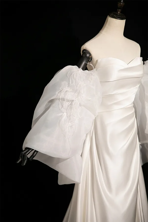 Fashion White Satin Tassel Wedding Dresses 2024 Trumpet / Mermaid Strapless Short Sleeve Backless Sweep Train Wedding