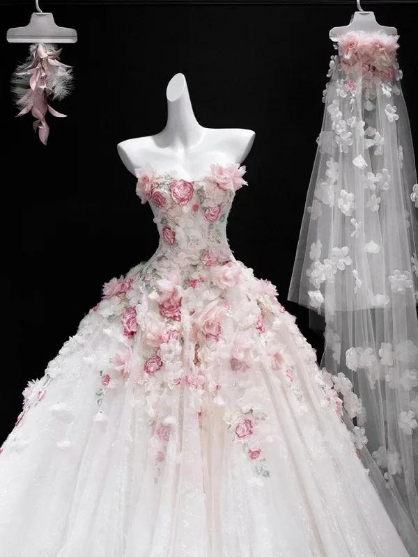 Flower Fairy White Appliques Lace Flower Wedding Dresses 2025 Ball Gown Strapless Sleeveless Backless Court Train Wedding