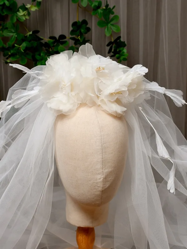 Fashion White Handmade  Flower Wedding Veils 2025