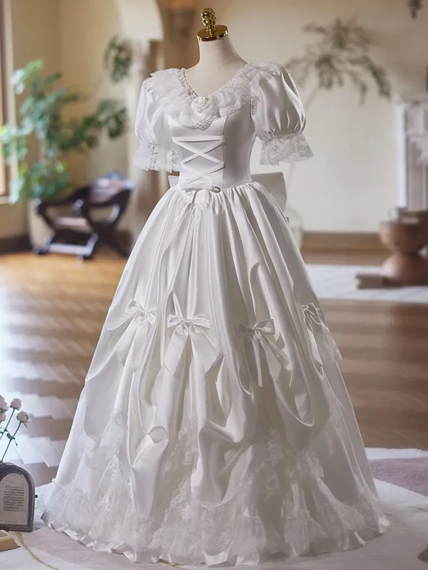 Medieval Vintage / Retro White Bow Lace Flower Satin Wedding Dresses 2025 A-Line / Princess V-Neck Short Sleeve Backless Floor-Length / Long Wedding