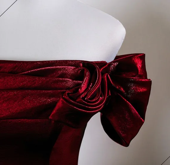 Chic / Beautiful Burgundy Prom Dresses 2025 Ball Gown Off-The-Shoulder Short Sleeve Backless Sweep Train Formal Dresses