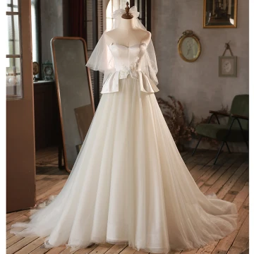 Légère Simple Ivoire Robe De Mariée 2023 Princesse Bustier Appliques Sans Manches Dos Nu Train De Balayage Mariage