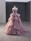 Mote Rødmende Rosa Gripende Ruffles Ballkjoler 2024 Ballkjole Kjæreste Uten Ermer Ryggløse Feie Tog Ball Formelle Kjoler