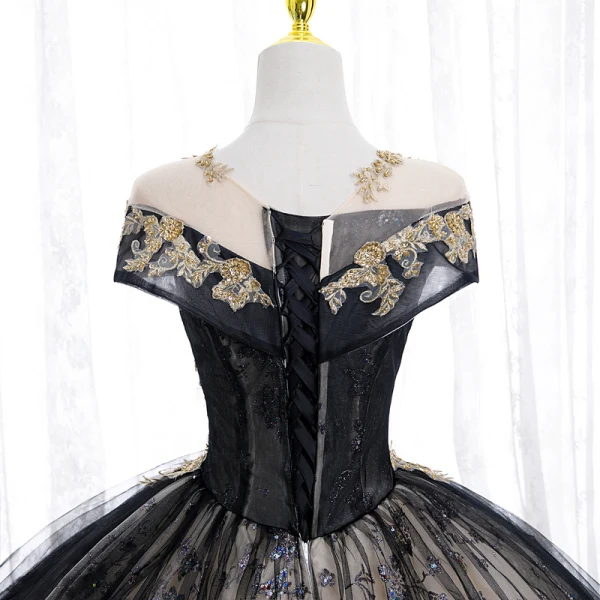 Élégant Noire Perlage Paillettes En Dentelle Fleur Robe De Bal 2022 Robe Boule V-Cou Manches Courtes Dos Nu Longue Promo Robe De Ceremonie