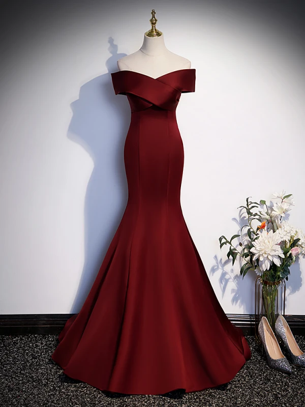 Sexy Burgundy Evening Dresses 2023 Trumpet / Mermaid Off-The-Shoulder Sleeveless Backless Bow Sweep Train Evening Party Formal Dresses