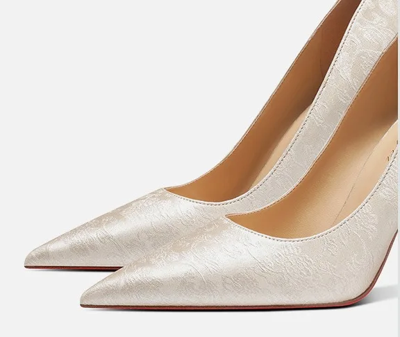 Mooie / Prachtige Champagne Rode Zool Avond Pumps 2025 Leer 10 cm Naaldhakken / Stiletto Spitse Neus Pumps Hoge Hakken