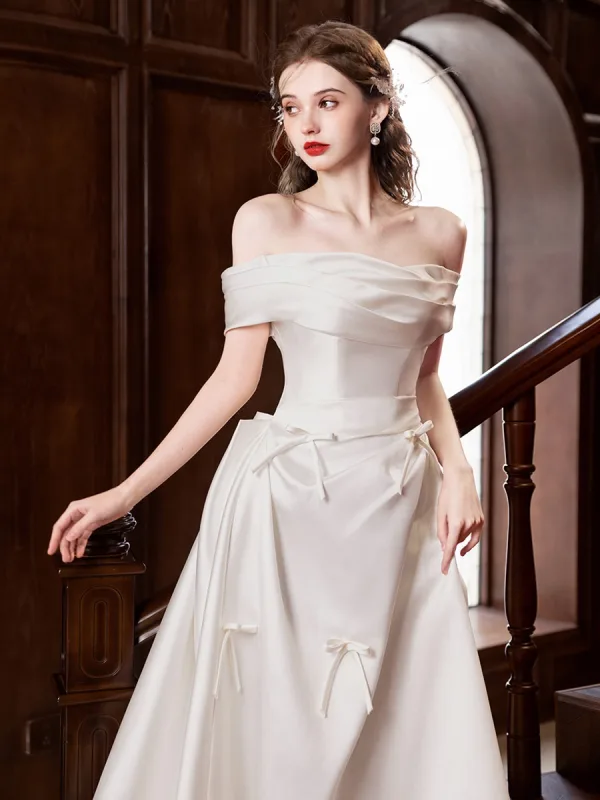 Elegant White Satin Bow Wedding Dresses 2025 A-Line / Princess Off-The-Shoulder Short Sleeve Backless Floor-Length / Long Prom Wedding Dresses