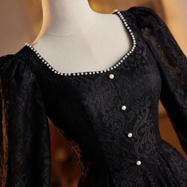 Elegant Black Winter Pearl Lace Prom Dresses 2024 A-Line / Princess Square Neckline Long Sleeve Backless Floor-Length / Long Prom Formal Dresses