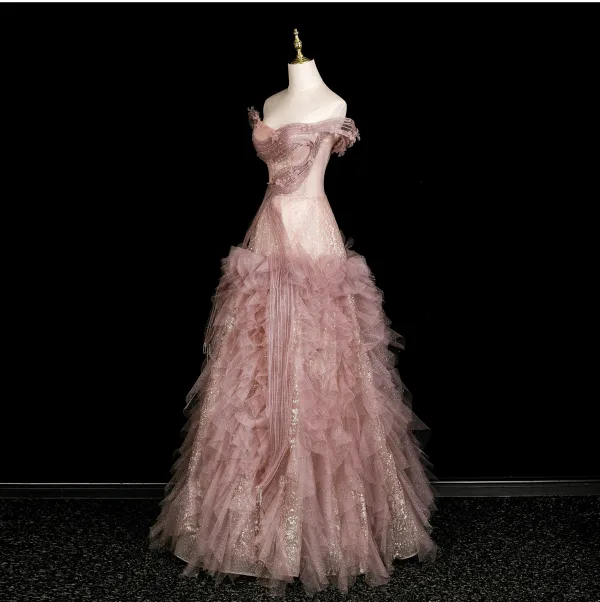 Haut de Gamme Rougissant Rose Appliques Faux Diamant Paillettes Volants en Cascade Robe De Bal 2025 Princesse De l'épaule Sans Manches Dos Nu Longue Robe De Ceremonie