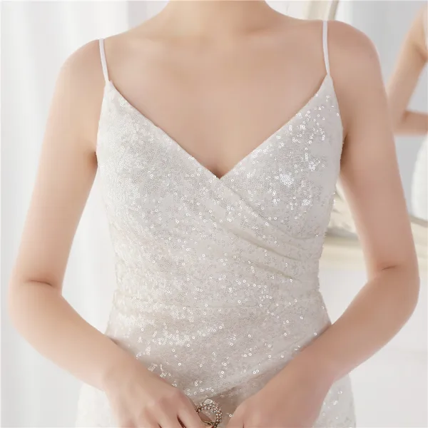 Sexy Beige Paillettes Robe De Soirée 2022 Trompette / Sirène Bretelles Spaghetti Sans Manches Dos Nu Longue Soirée Robe De Ceremonie