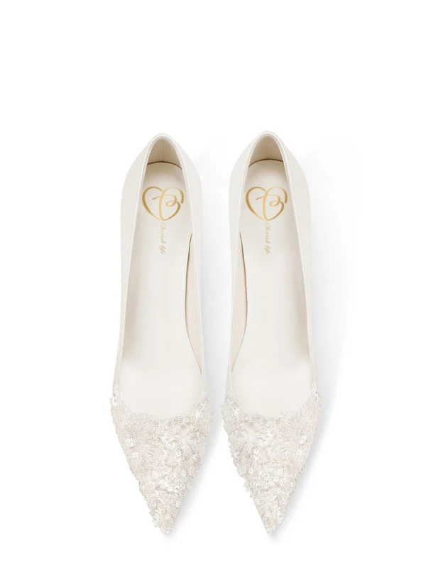 Charmant Blanche Perlage Satin Chaussure De Mariée 2024 8 cm Talons Aiguilles À Bout Pointu Mariage Escarpins Talons Hauts