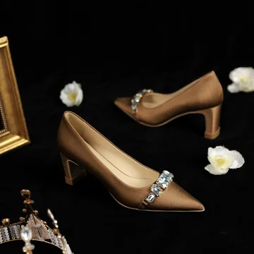 Mooie Prachtige Koffie Rhinestone Gala Pumps 2024 Leer 6 Cm Dikke Hak Spitse Neus Hoge Hakken