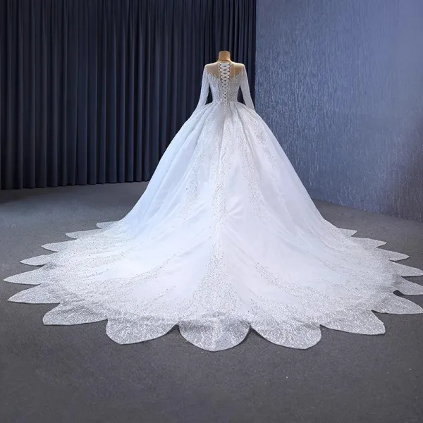 Luxury / Gorgeous White Handmade Beading Rhinestone Wedding Dresses 2023 Ball Gown Scoop Neck Long Sleeve Backless Royal Train Wedding