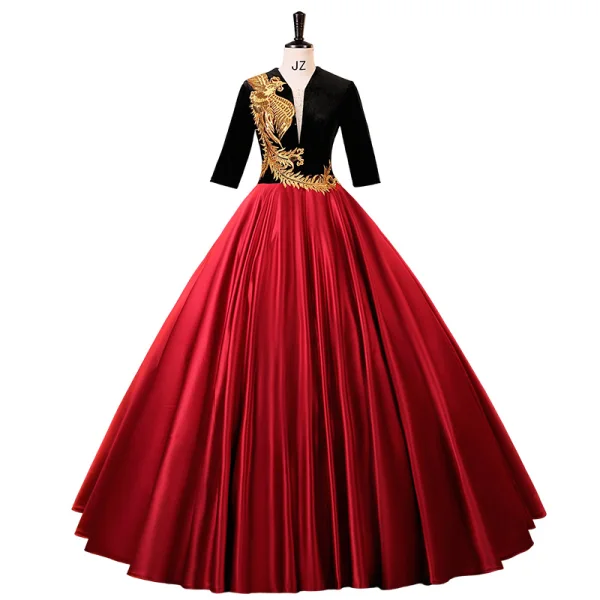 Ethnisch Burgunderrot Pailletten Satin Stickerei Ballkleider 2023 Ballkleid Eckiger Ausschnitt 3/4 Ärmel Strass Rückenfreies Ball Lange Festliche Kleider