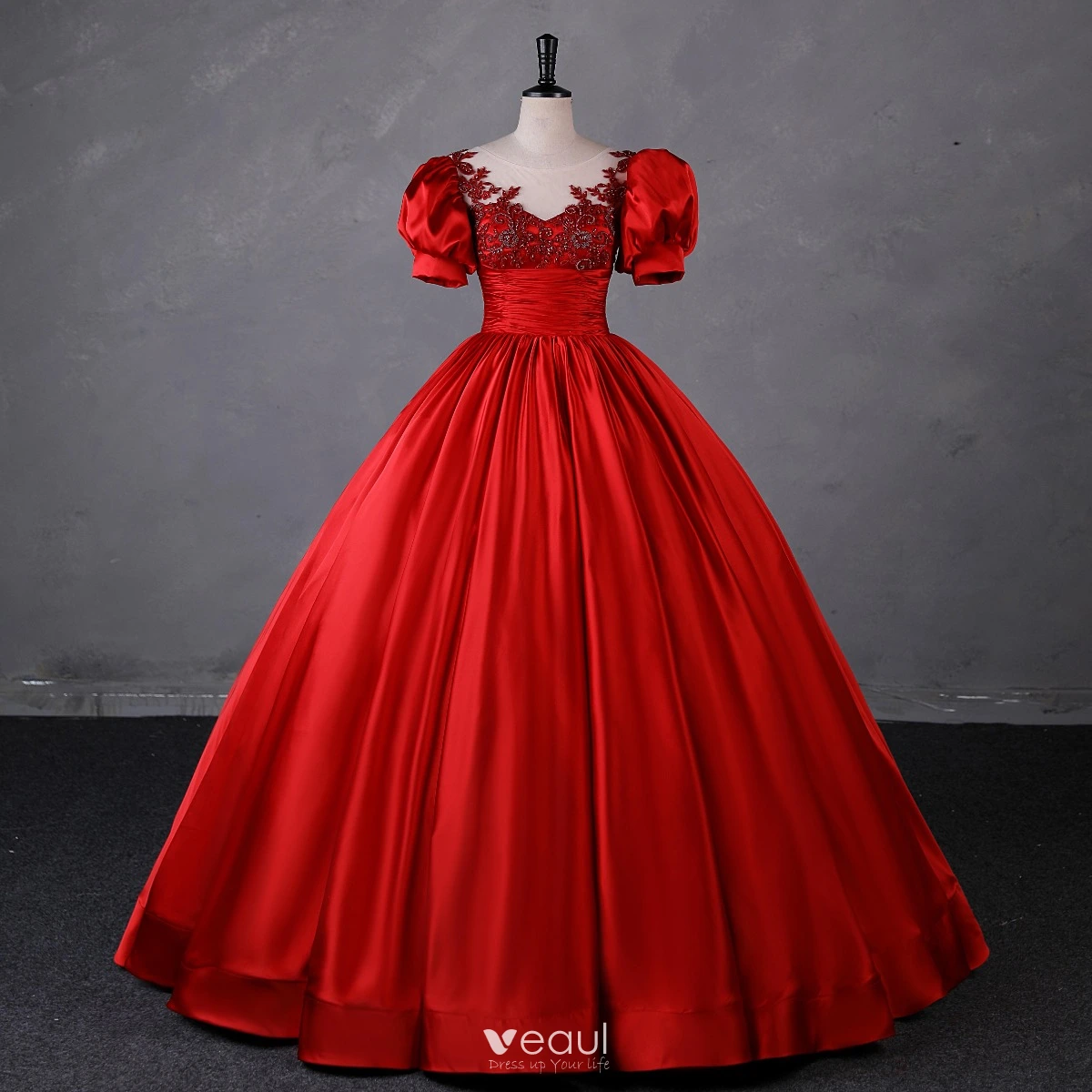 Elegant Red Beading Lace Flower Prom Dresses 2023 Ball Gown Satin Scoop Neck Puffy Short Sleeve Backless Floor-Length / Long Prom Formal Dresses Elegant Red Beading Lace Flower Prom Dresses 2023 Ball Gown Satin Scoop Neck Puffy Short Sleeve Backless Floor-Length / Long Prom Formal Dresses